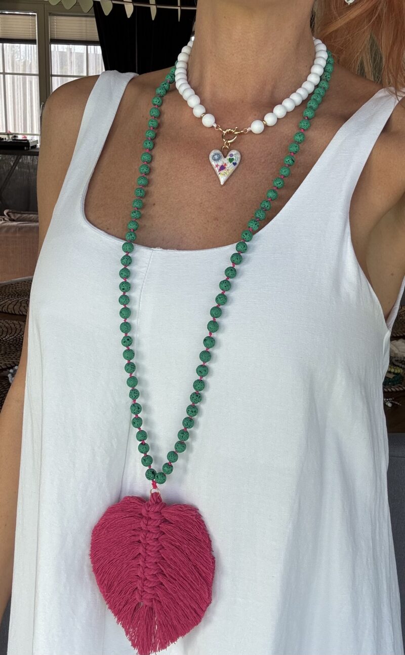 Macrame Tassel "Grass & Fuchsia" - Image 3