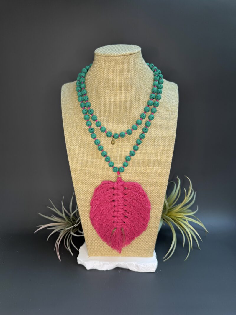 Macrame Tassel "Grass & Fuchsia"