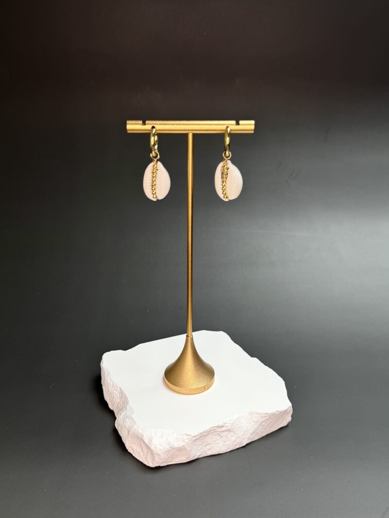 Kõrvaehe "White Shell" 14K Gold Plated - Image 2