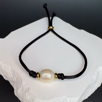 Satiinpael "Black Pearl"