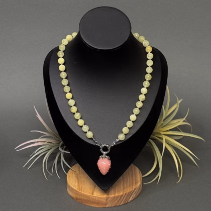 Maasikakee "Yellow Silver Strawberry"