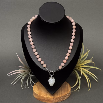 Maasikakee "Pinky Silver Strawberry"