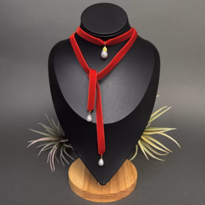 Bowknot Choker "Red Love Gold"