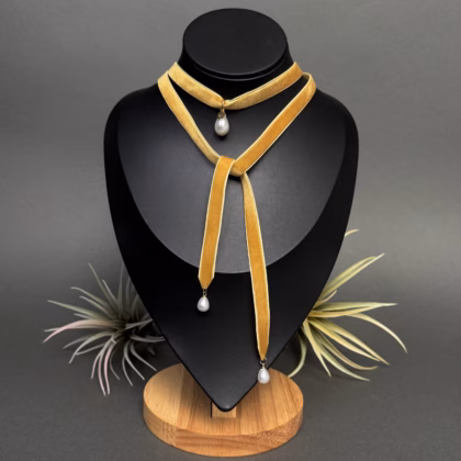 Bowknot Choker "Mustard Gold"