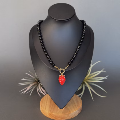 Maasikakee "Red Strawberry"