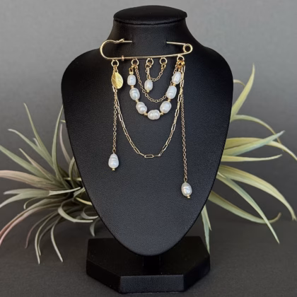 Boho Pross "Pearl Chain"