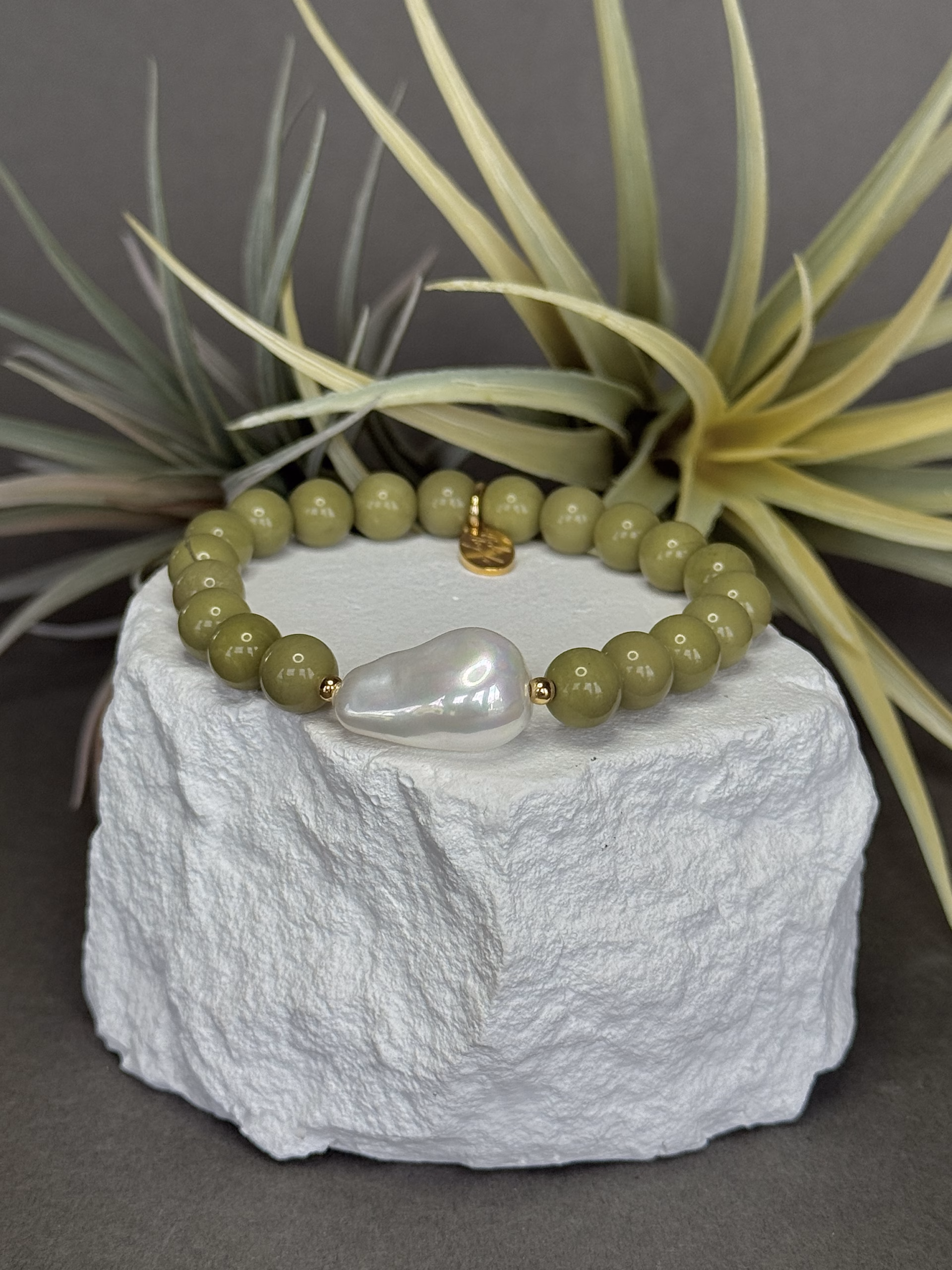 Käevõru "Baroque Olive"